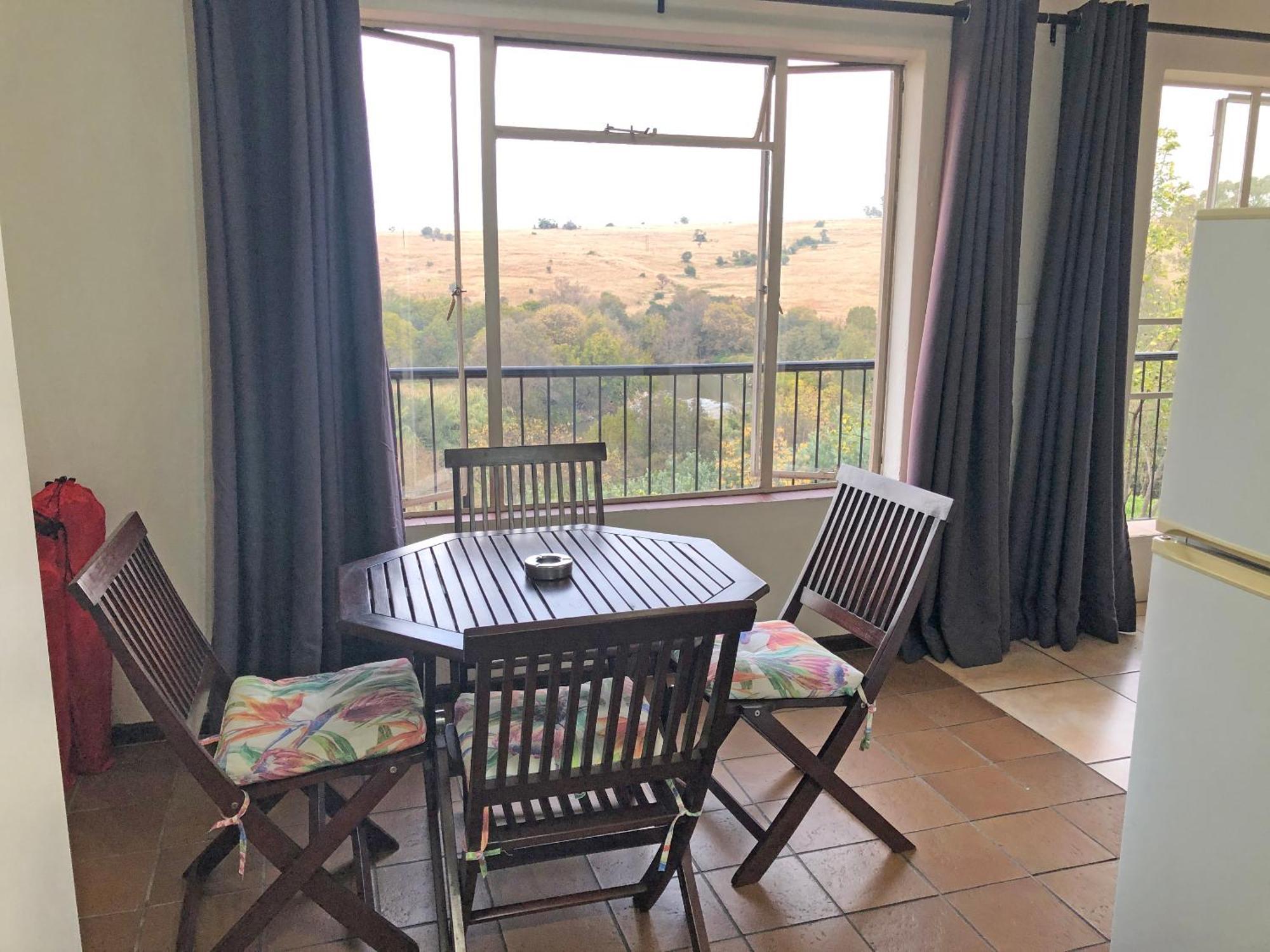 Hills And Dales Accommodation Lanseria Luaran gambar